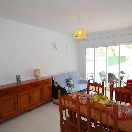Holiday home Vacaciones Perfectas Cerca Del Mar: Piscina Privada, Mascotas Bienvenidas Y Playa Perros. - Es-184-21 *
